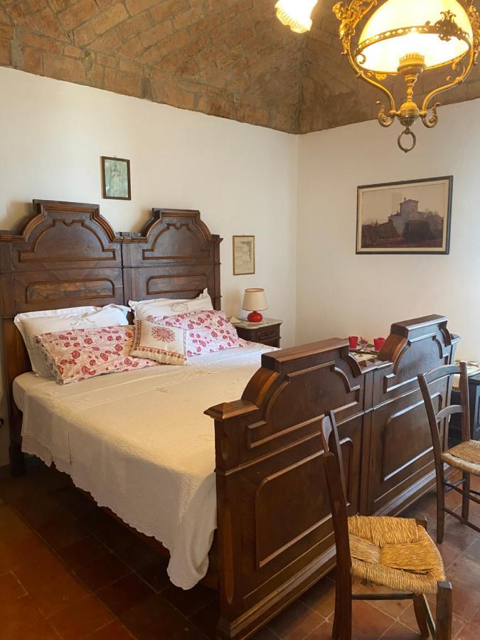 Torre Colombaia Guest House Salsomaggiore Terme Exterior photo