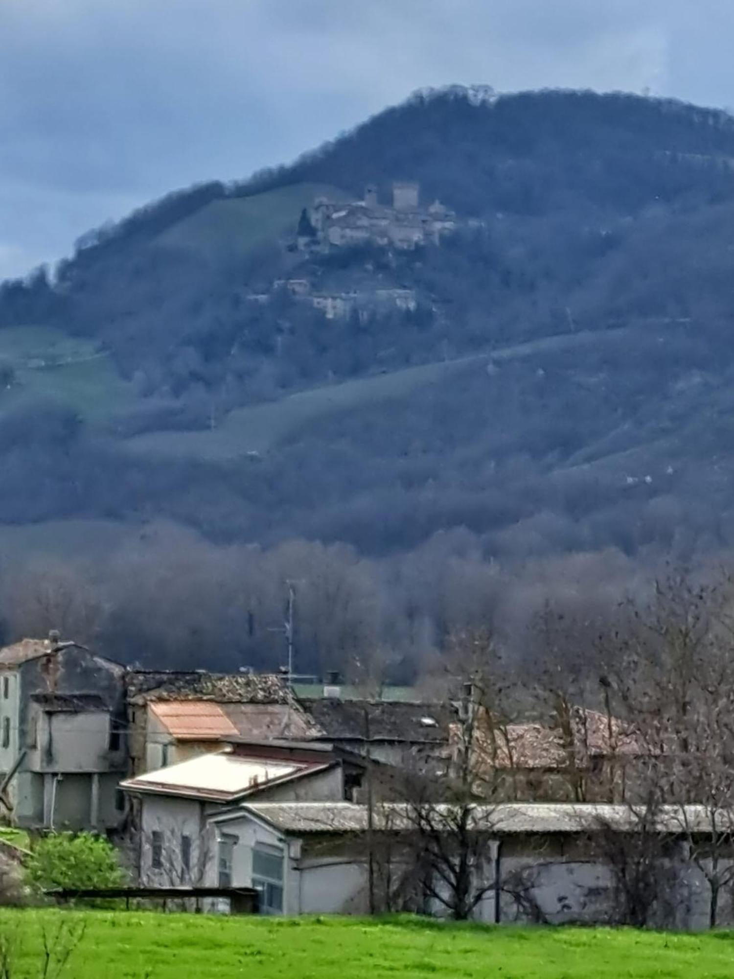 Torre Colombaia Guest House Salsomaggiore Terme Exterior photo