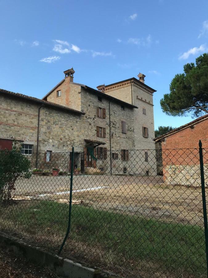 Torre Colombaia Guest House Salsomaggiore Terme Exterior photo