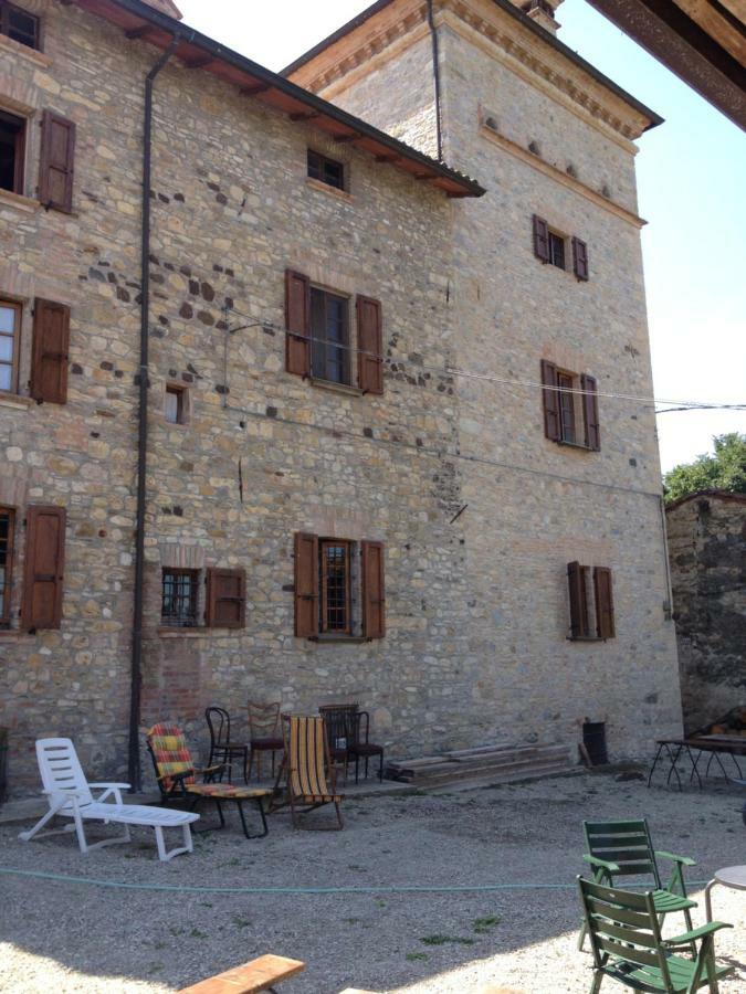 Torre Colombaia Guest House Salsomaggiore Terme Exterior photo